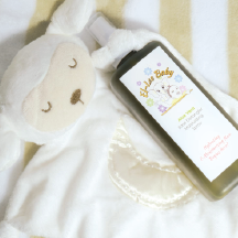 Load image into Gallery viewer, Aloe Vera Base Detangler Moisturizing Spray / TBeaudy's Best and Simple Hydration Spray